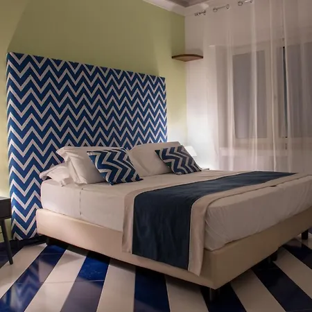Aquae Romanae Piazza Lauro Pensjonat 4*