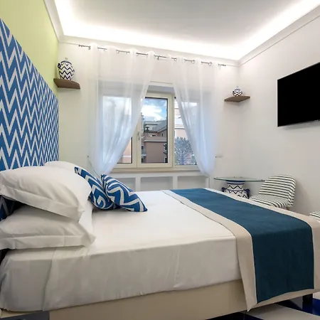 Aquae Romanae Piazza Lauro Guest house 4*